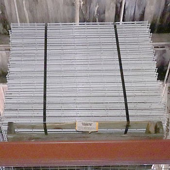 48" x 46" Used Wire Deck - Drop In - 1 5/8" Step