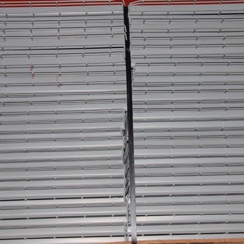 24" x 46" Used Wire Deck - Drop In - Standard Full Step